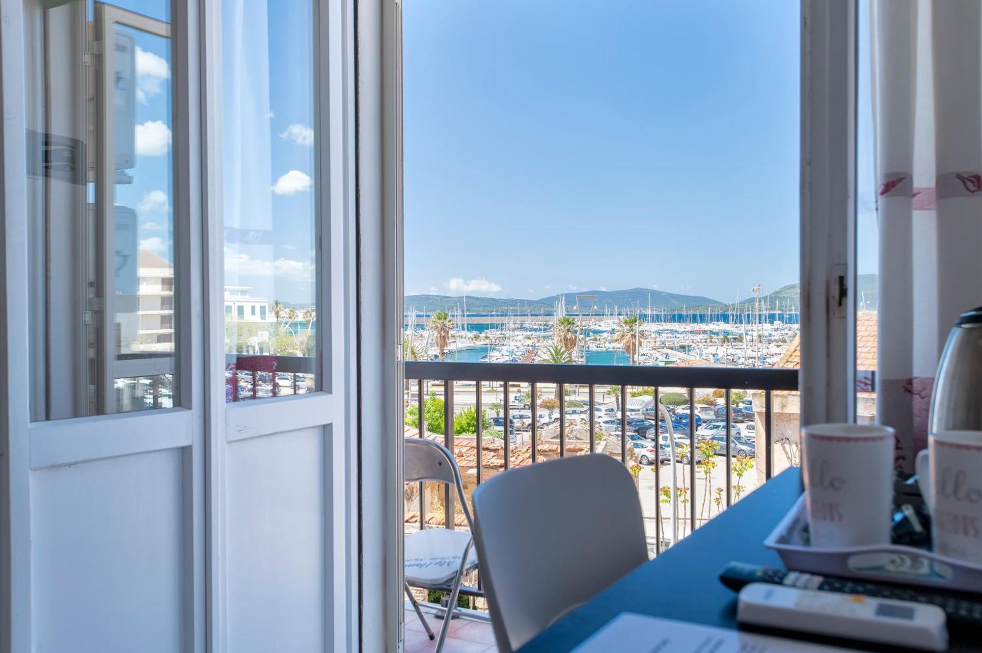 Horizon Bed & Breakfast Alghero Bagian luar foto