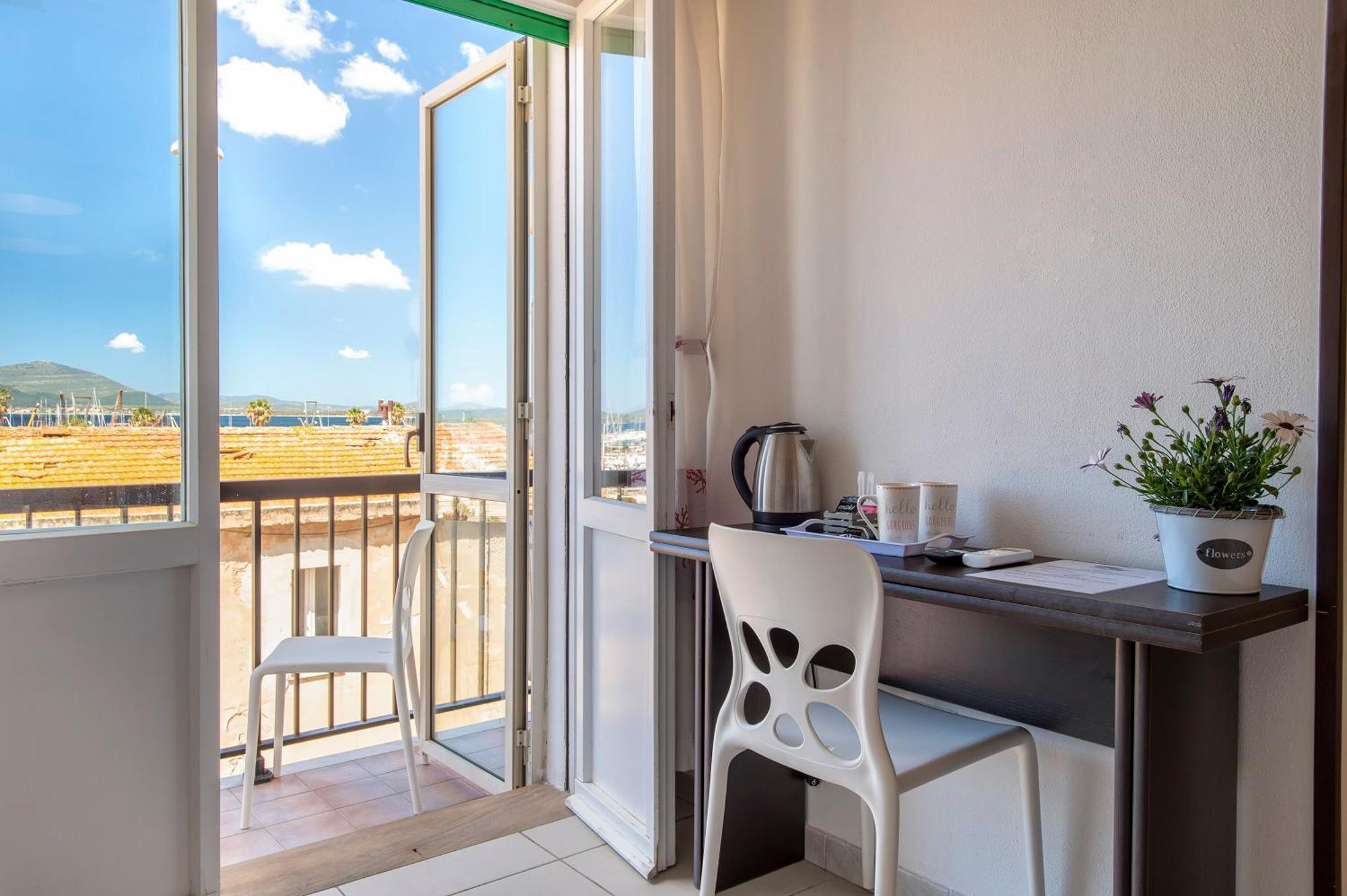 Horizon Bed & Breakfast Alghero Bagian luar foto